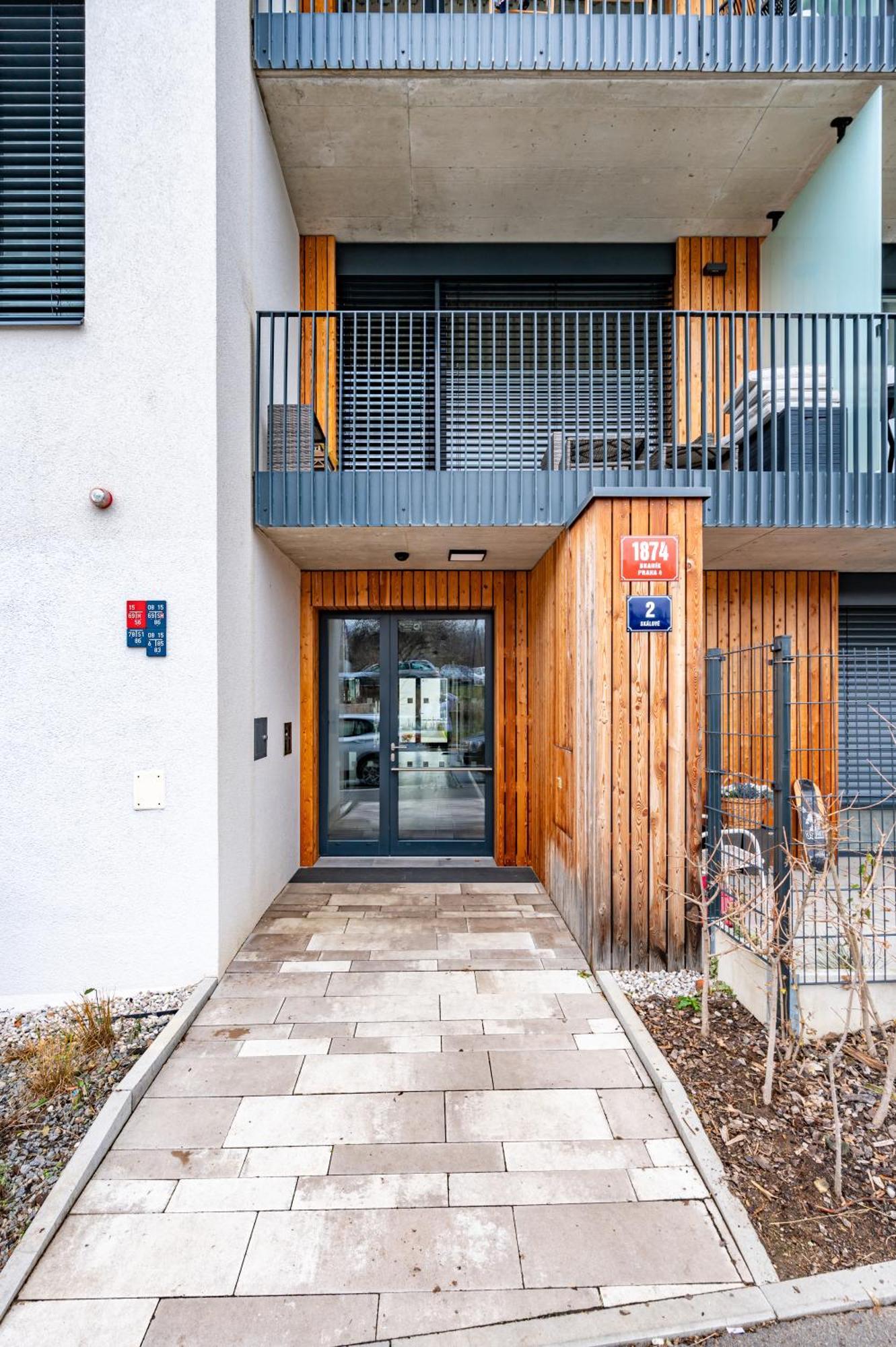 Prague Days - Studio - Terrace - Private Parking Экстерьер фото